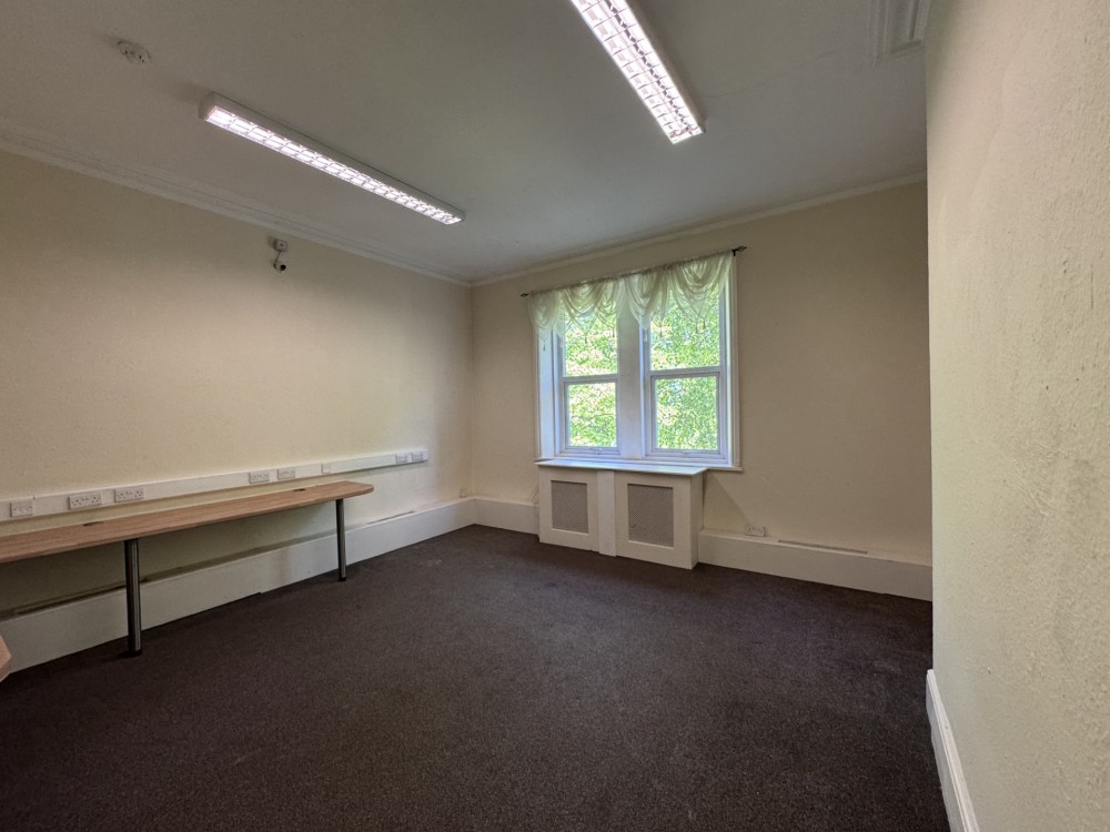 9 Moor Park Avenue, Preston  PR1 6AS