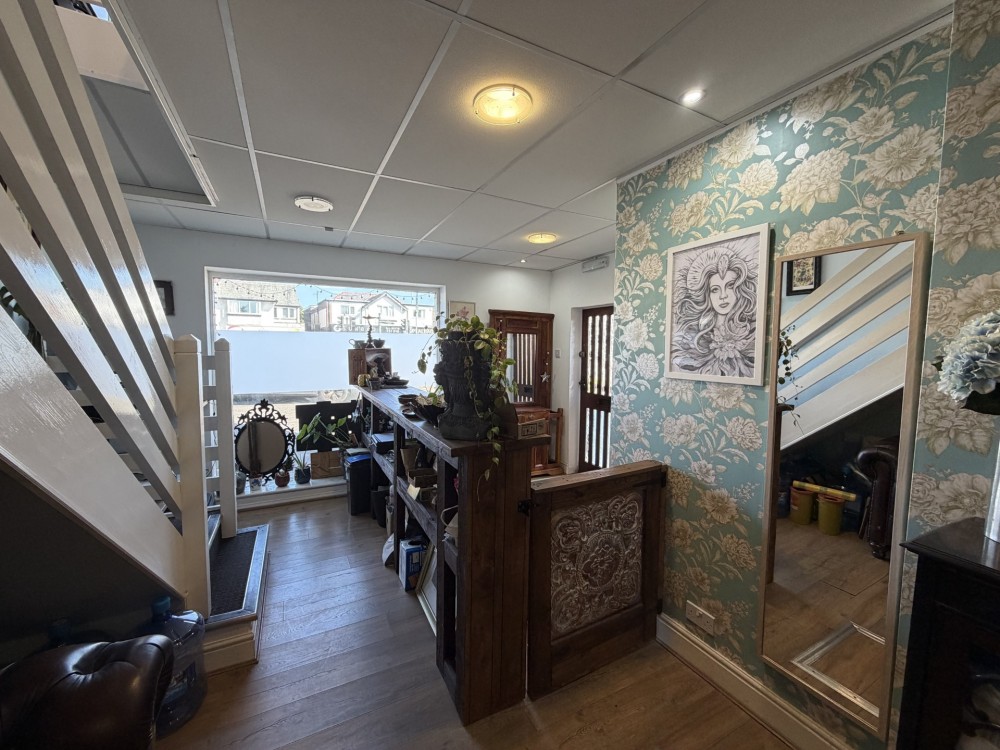 27 Liverpool Road, Penwortham, Preston PR1 9XD