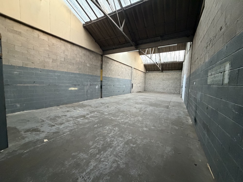 Unit 9 Ashton Business Park, Raglan Street, Ashton, Preston  PR2 2AX