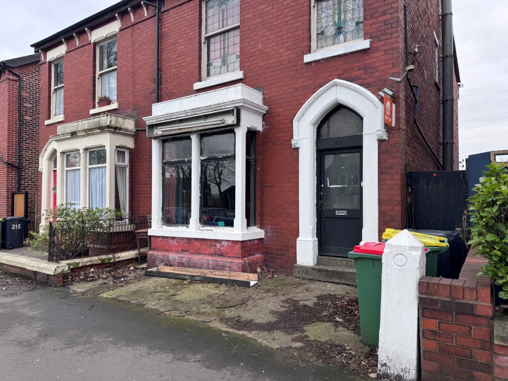 213 Watling Street Road, Fulwood, Preston  PR2 8AB