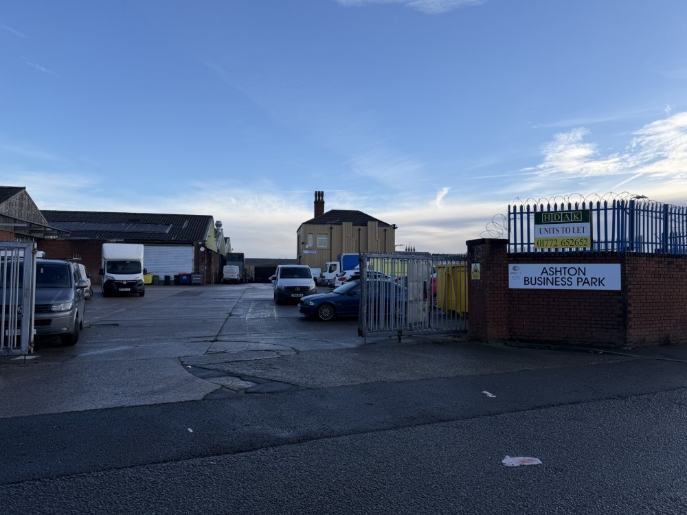 Unit 9 Ashton Business Park, Raglan Street, Ashton, Preston  PR2 2AX