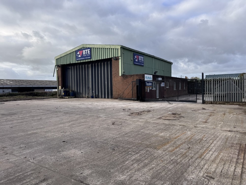 Unit 12 Tomlinson Road Business Park, Leyland  PR25 2DY