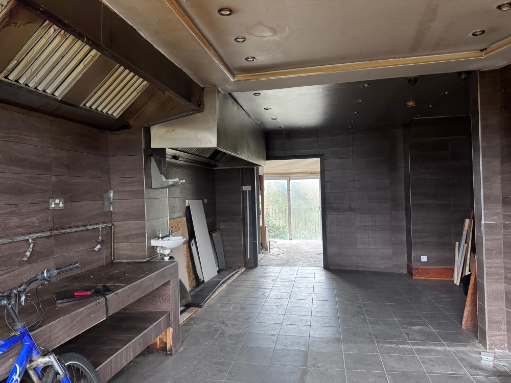 213 Watling Street Road, Fulwood, Preston  PR2 8AB