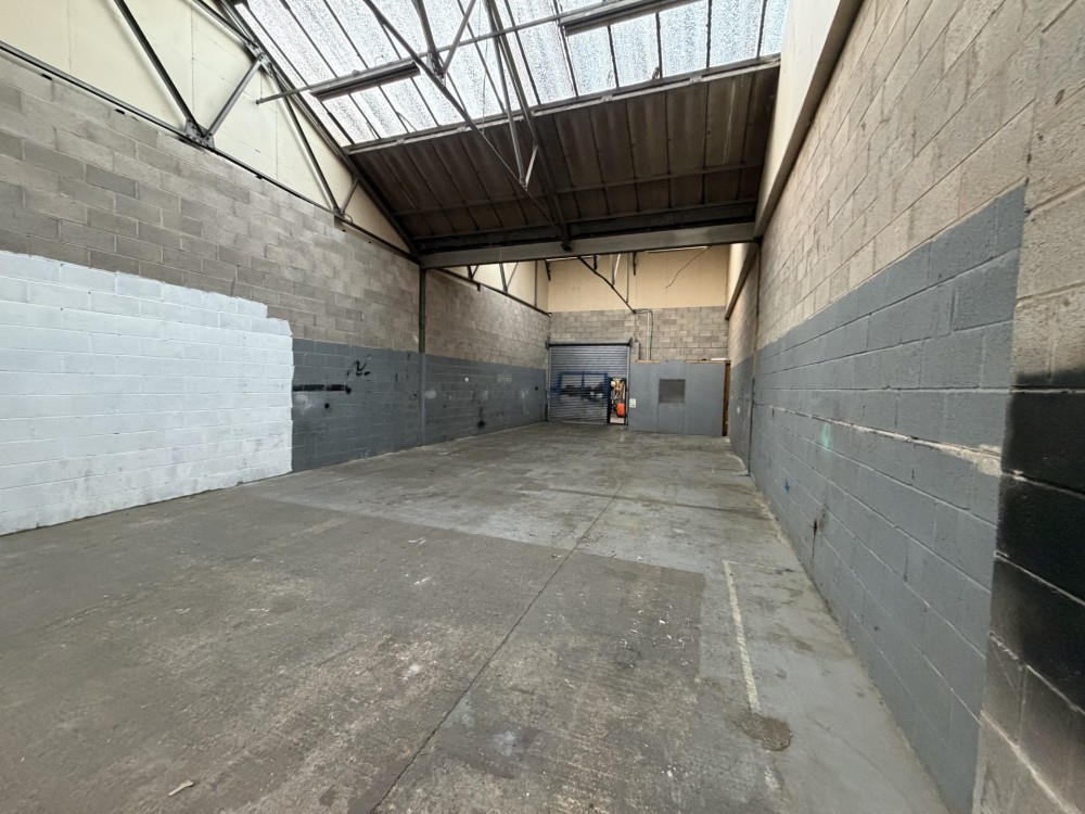 Unit 9 Ashton Business Park, Raglan Street, Ashton, Preston  PR2 2AX