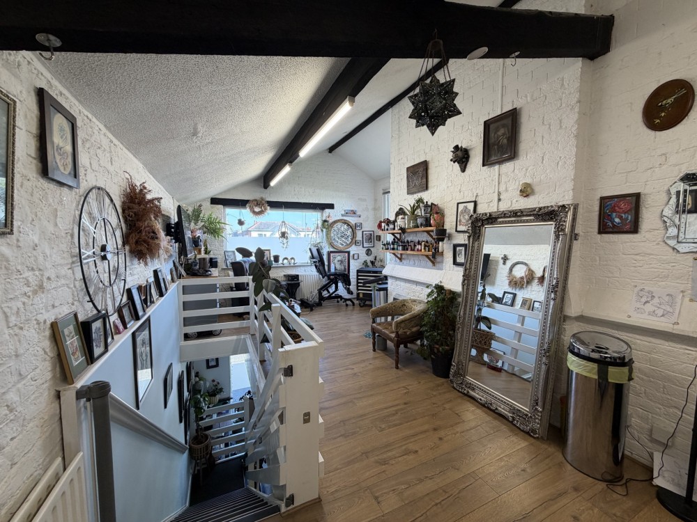 27 Liverpool Road, Penwortham, Preston PR1 9XD