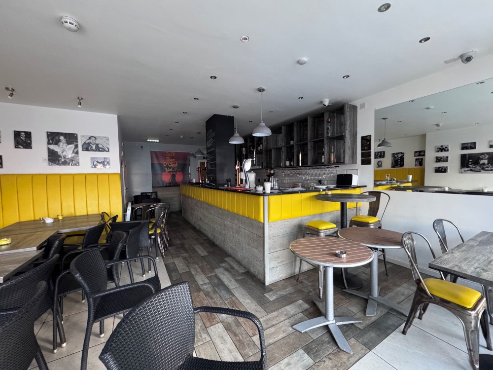 65 Clifton Street, Lytham  FY8 5ER