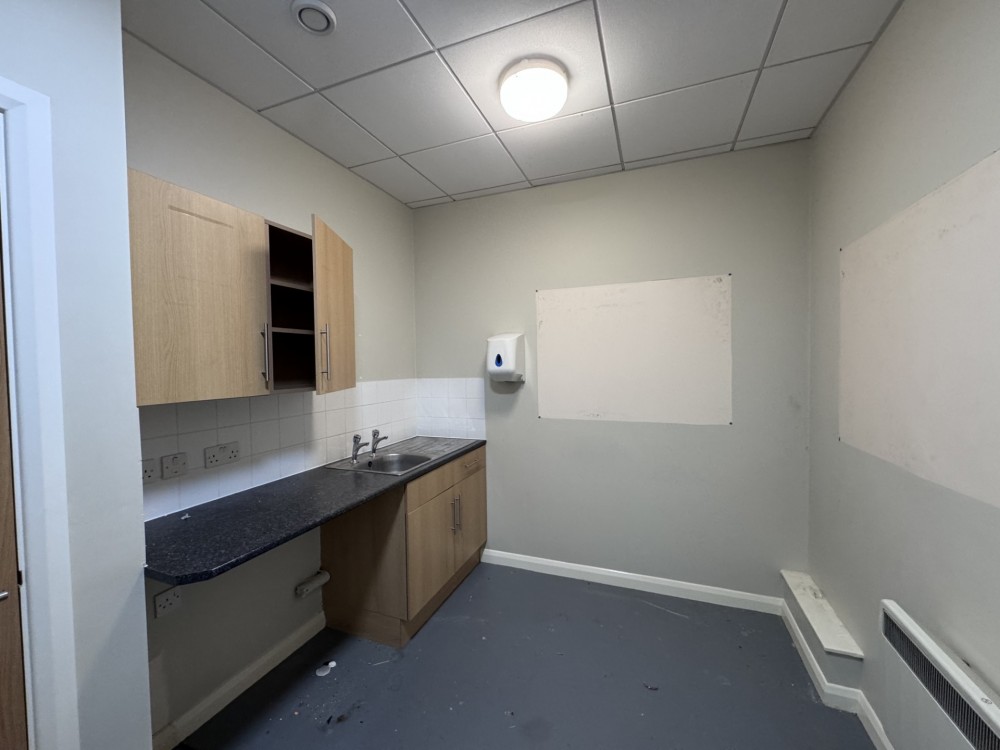 Unit 2, 179 Station Road, Bamber Bridge, Preston  PR5 6LA