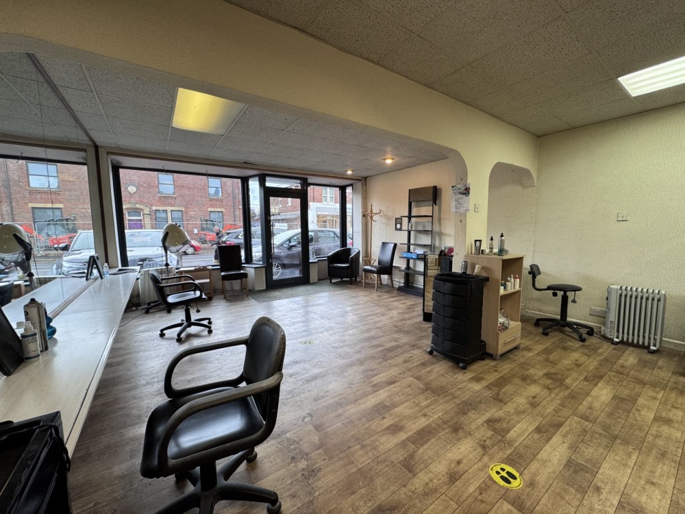 42 Watling Street Road, Fulwood, Preston  PR2 8BP